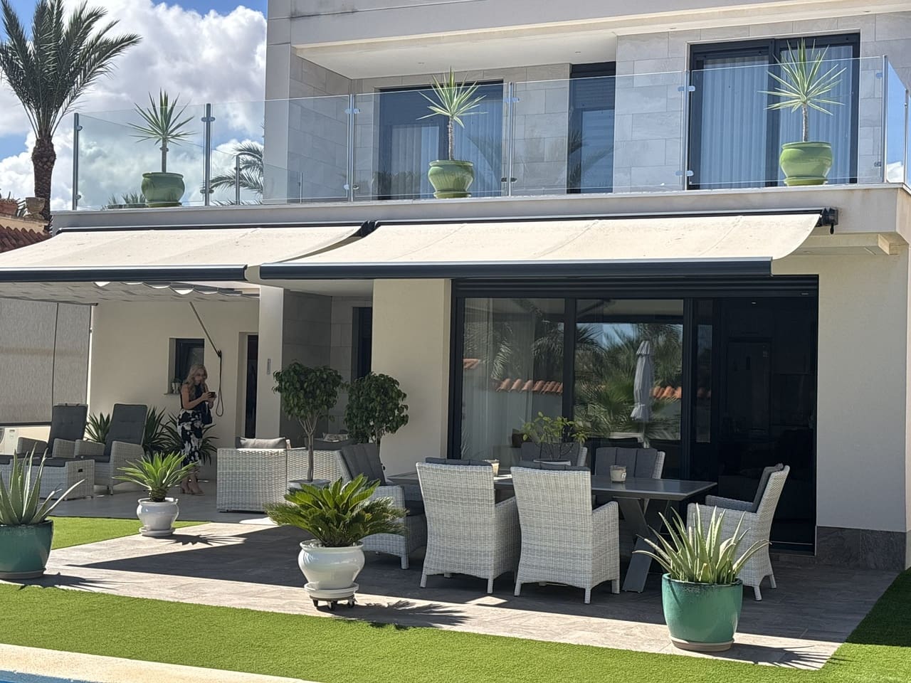 3 soverom Villa til salgs i Estrella de Mar med svømmebasseng garasje - € 1 598 000 (Ref: 10094298)