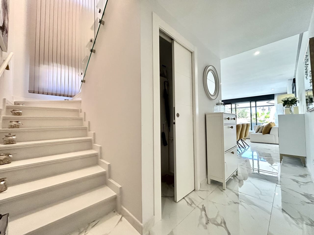 3 soverom Villa til salgs i Estrella de Mar med svømmebasseng garasje - € 1 598 000 (Ref: 10094298)
