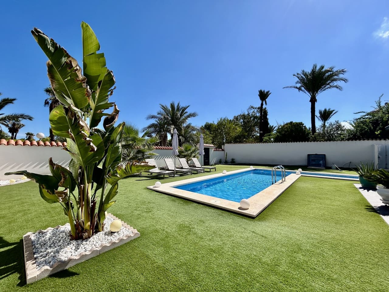 3 soverom Villa til salgs i Estrella de Mar med svømmebasseng garasje - € 1 598 000 (Ref: 10094298)