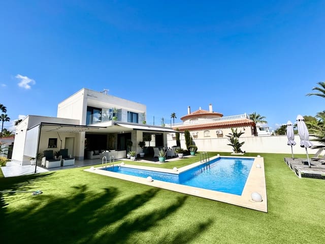 3 soverom Villa til salgs i Estrella de Mar, Cartagena med svømmebasseng garasje - € 1 598 000 (Ref: 10094298)