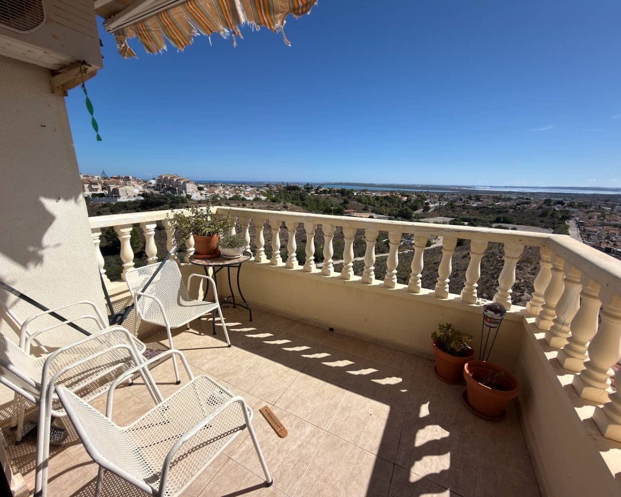 2 soverom Leilighet til salgs i Ciudad Quesada med svømmebasseng - € 135 000 (Ref: 10095548)