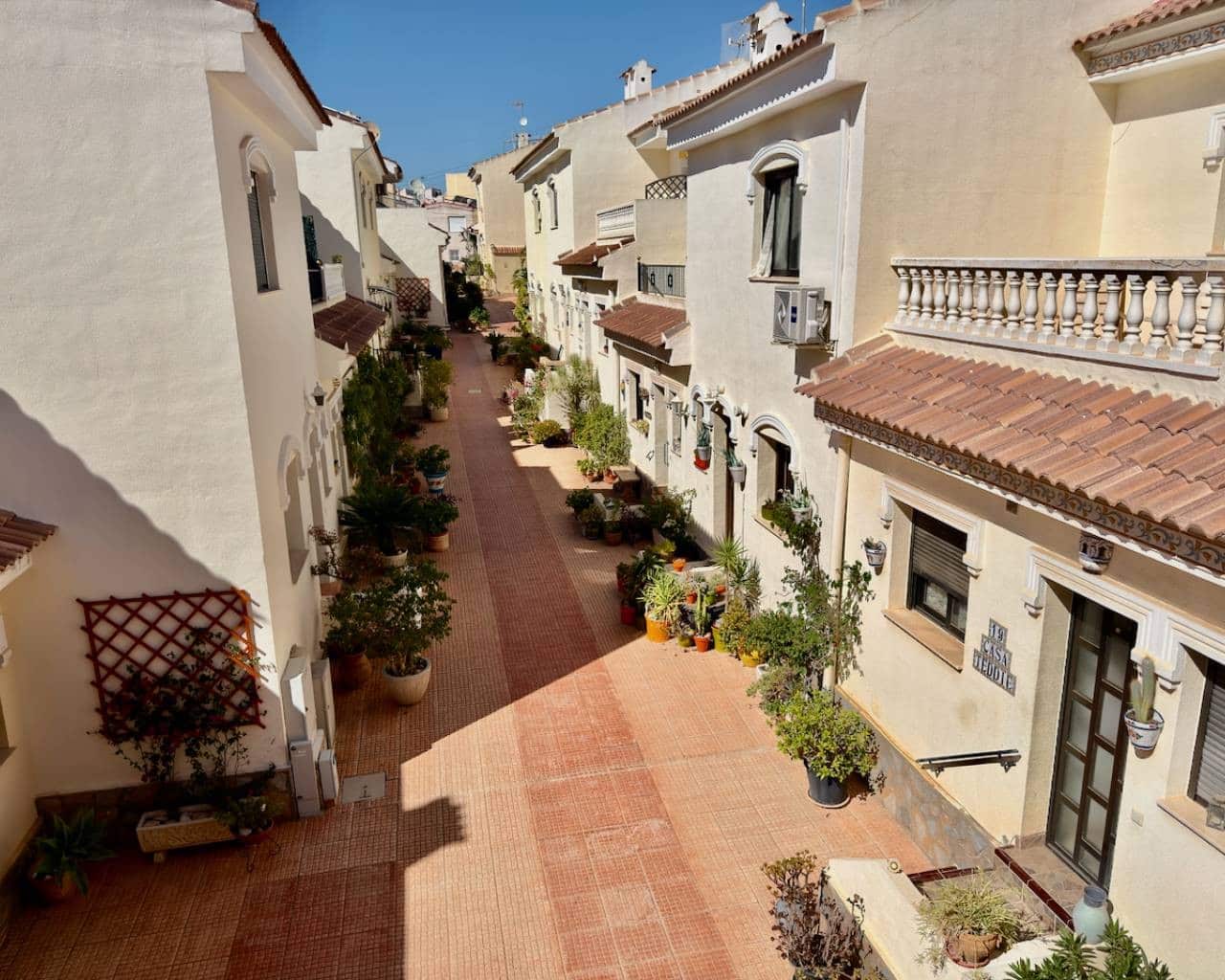 2 soverom Leilighet til salgs i Ciudad Quesada med svømmebasseng - € 135 000 (Ref: 10095548)