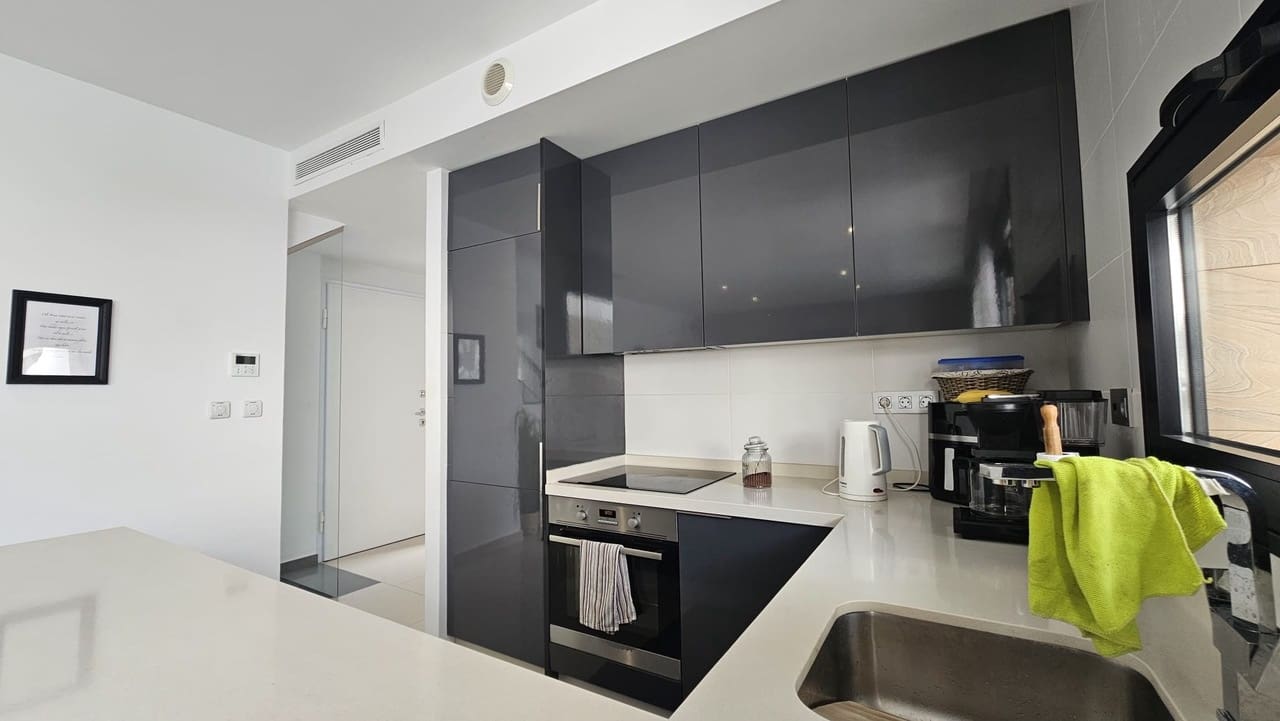 6 slaapkamer Villa te koop in Villamartin met zwembad garage - € 546.950 (Ref: 10097574)