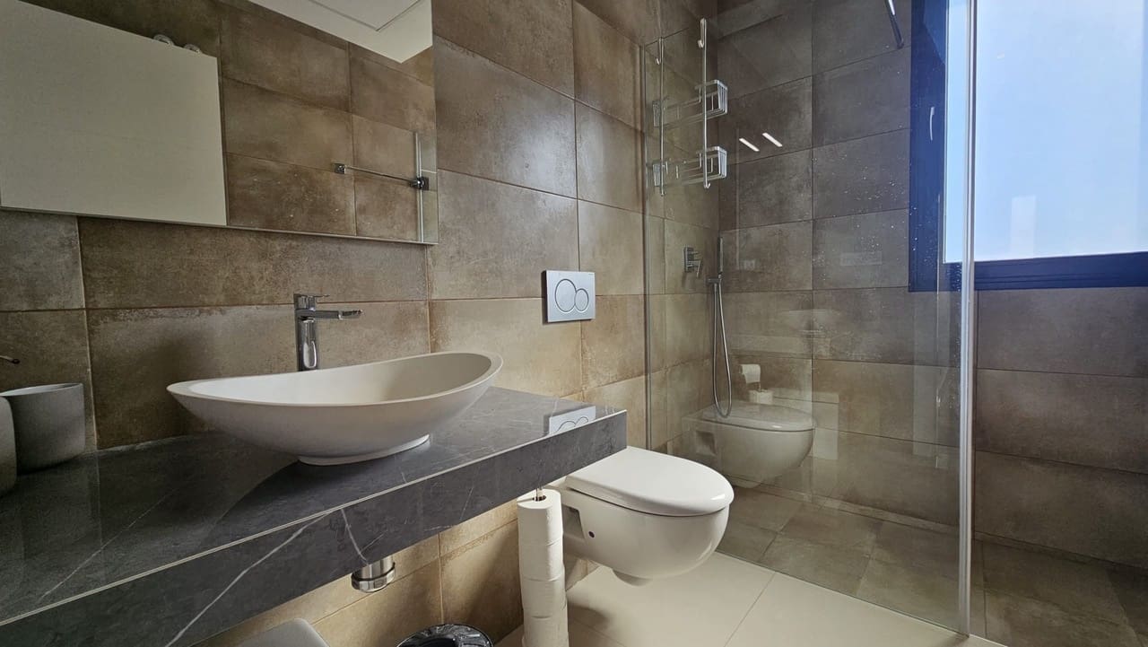 6 slaapkamer Villa te koop in Villamartin met zwembad garage - € 546.950 (Ref: 10097574)