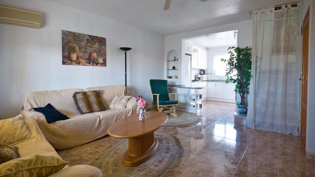 2 bedroom Semi-detached Villa for sale in Benimar, Benijófar with pool garage - € 239,950 (Ref: 10098635)