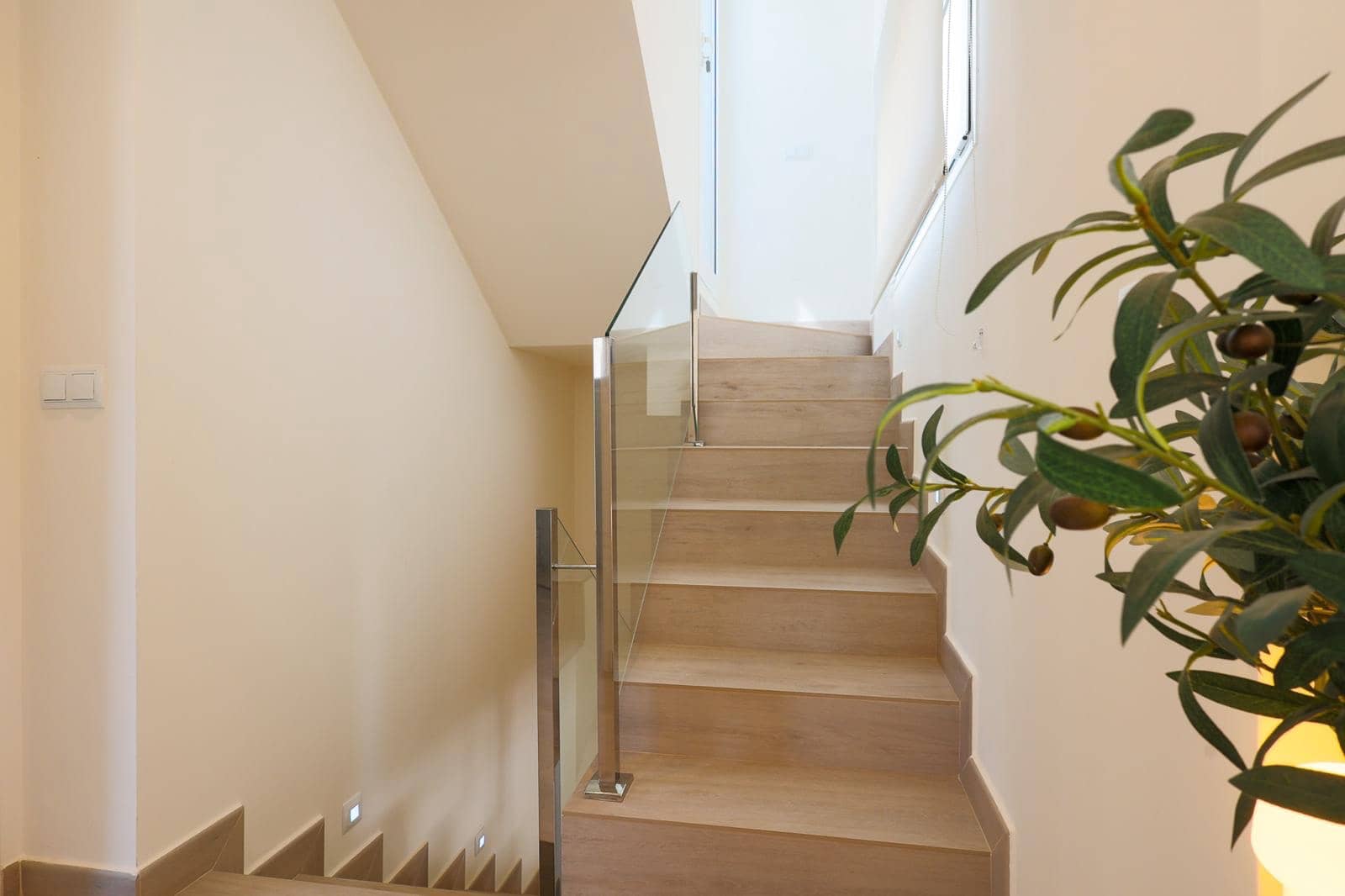 4 slaapkamer Villa te koop in Benijofar met zwembad garage - € 799.000 (Ref: 10100561)