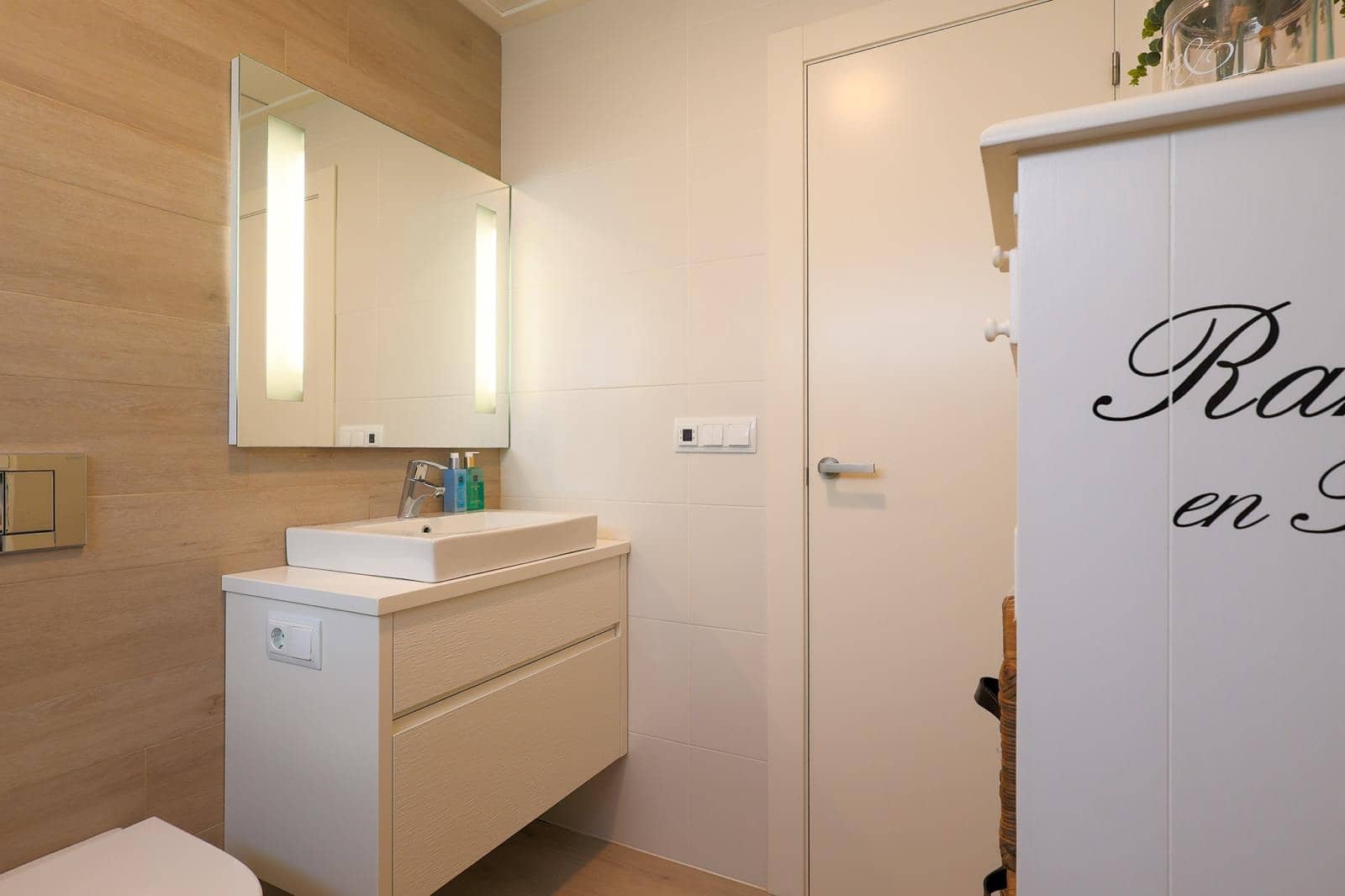 4 slaapkamer Villa te koop in Benijofar met zwembad garage - € 799.000 (Ref: 10100561)