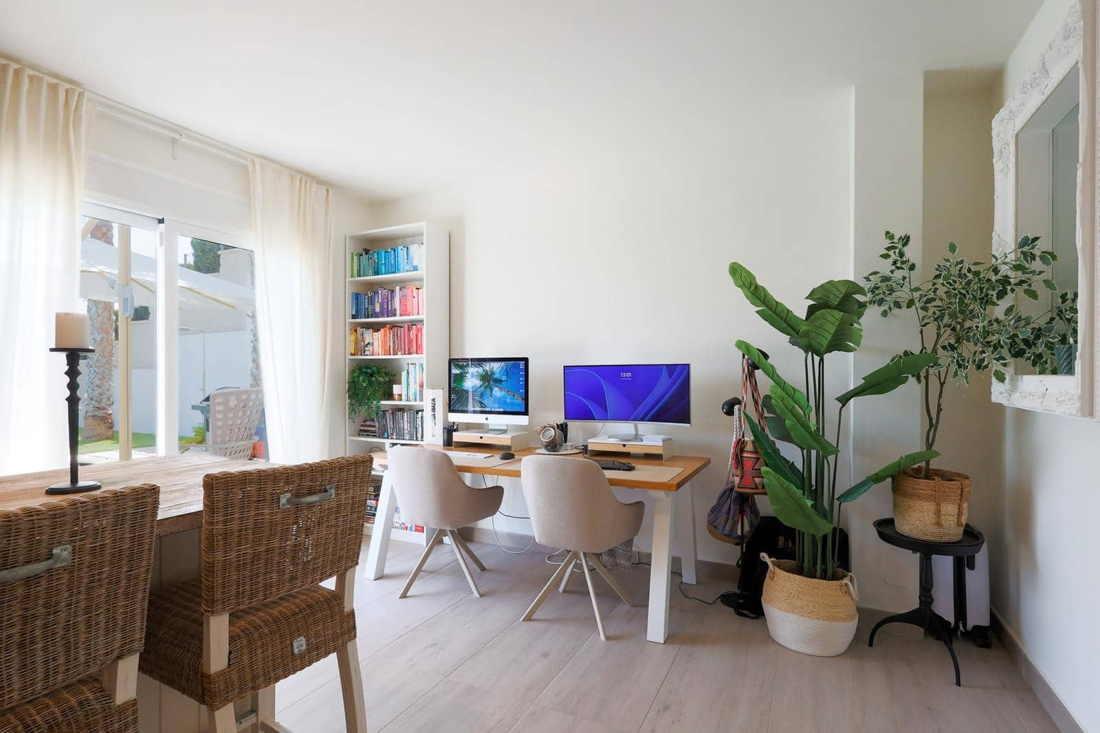 4 slaapkamer Villa te koop in Benijofar met zwembad garage - € 799.000 (Ref: 10100561)