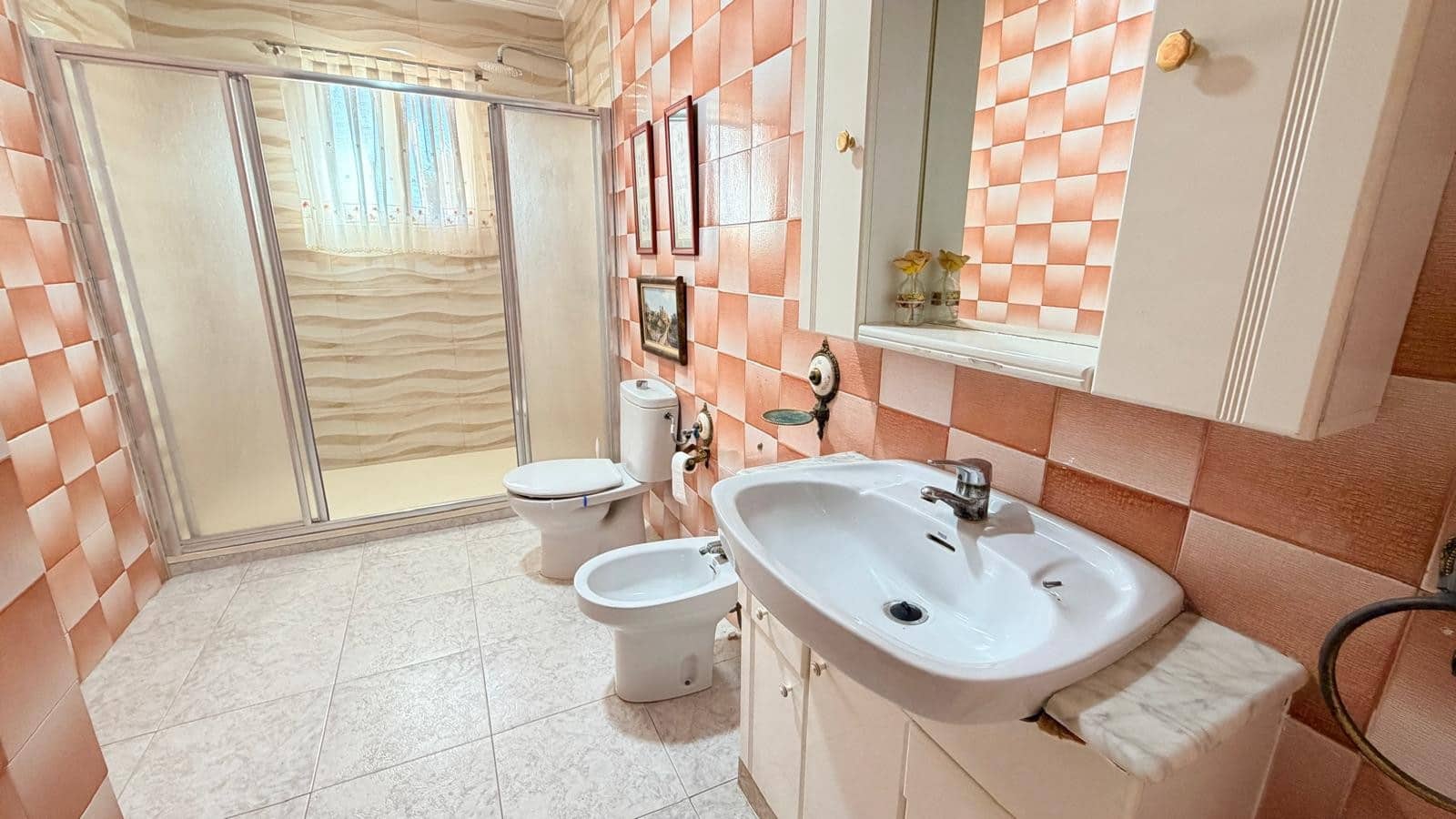 4 bedroom Villa for sale in Crevillente / Crevillent with pool garage - € 300,000 (Ref: 10109030)