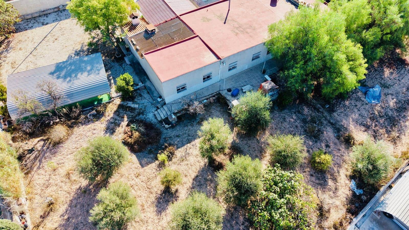 4 bedroom Villa for sale in Crevillente / Crevillent with pool garage - € 300,000 (Ref: 10109030)