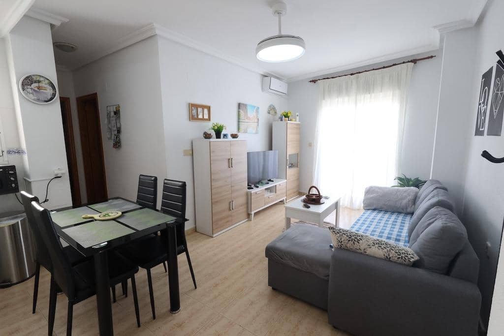 2 bedroom Apartment for sale in Torrevieja with pool - € 125,000 (Ref: 10109032)