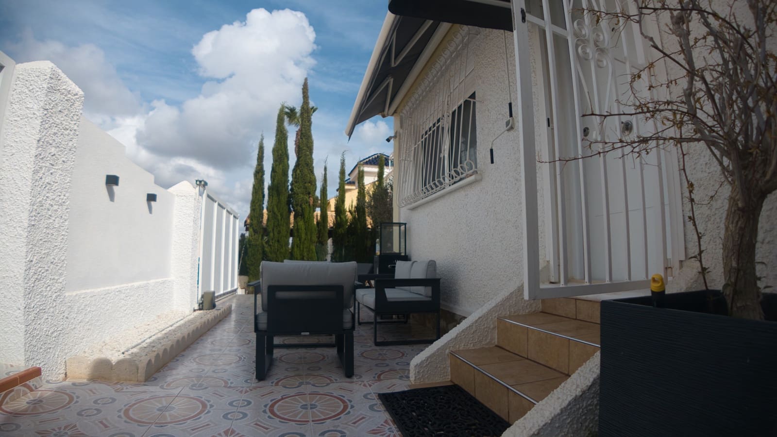 2 bedroom Semi-detached Villa for sale in La Marquesa with pool - € 199,950 (Ref: 10111880)