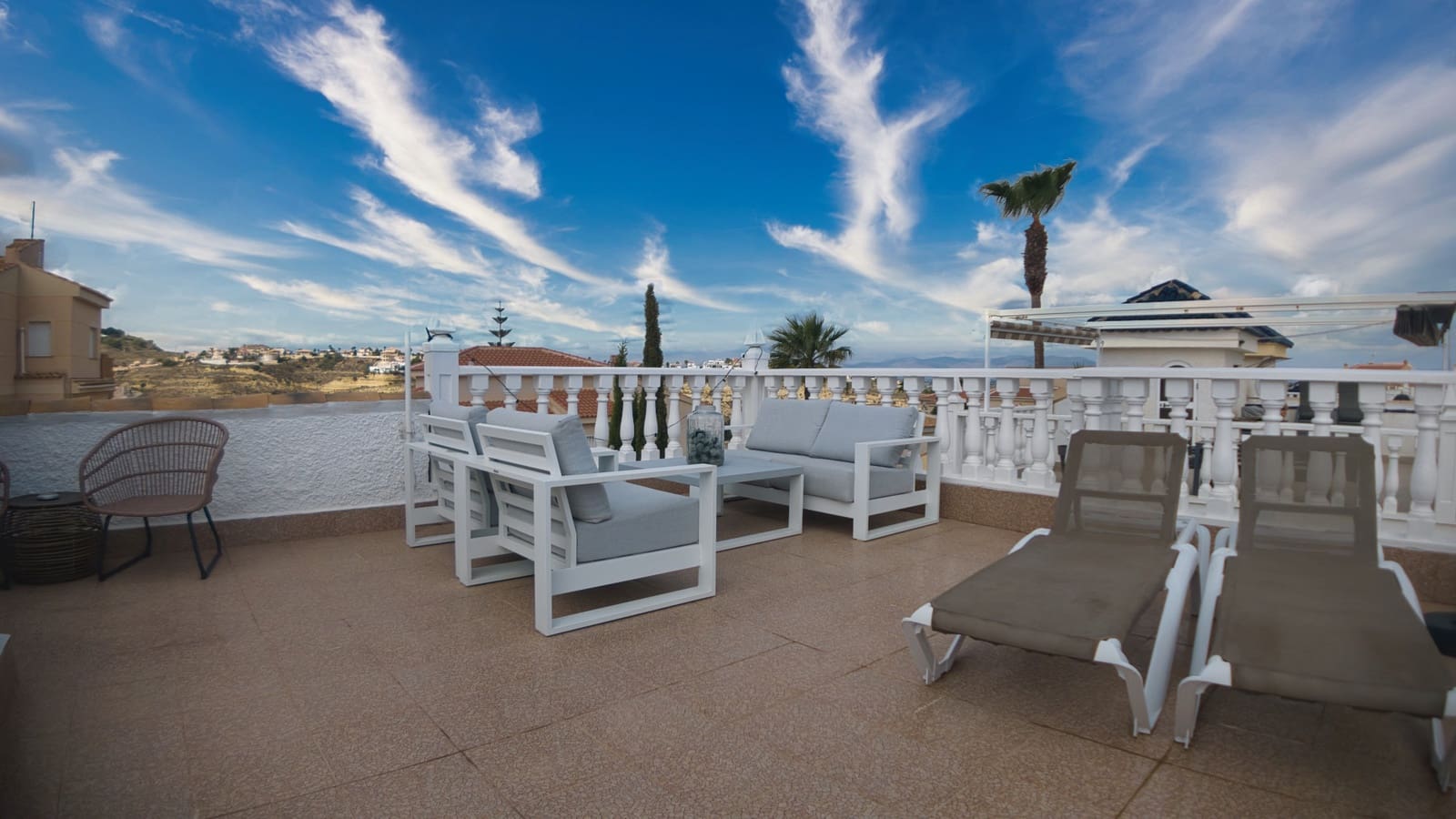 2 bedroom Semi-detached Villa for sale in La Marquesa with pool - € 199,950 (Ref: 10111880)
