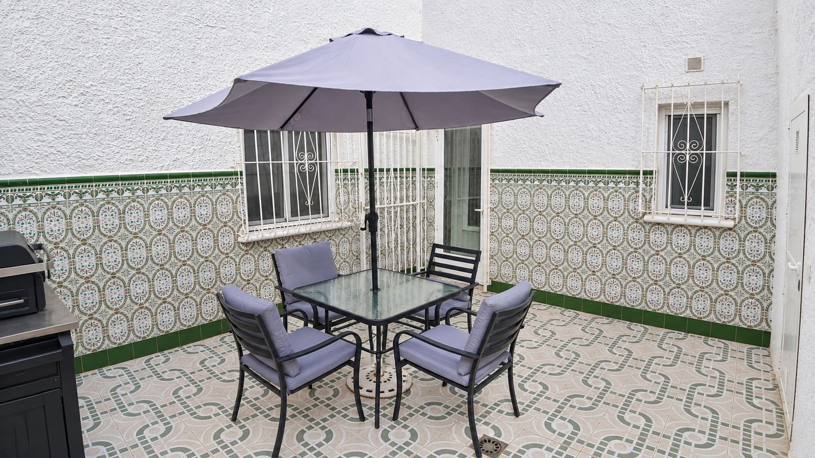 2 bedroom Semi-detached Villa for sale in La Marquesa with pool - € 199,950 (Ref: 10111880)