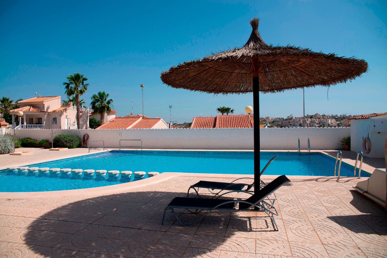 2 bedroom Semi-detached Villa for sale in La Marquesa with pool - € 199,950 (Ref: 10111880)