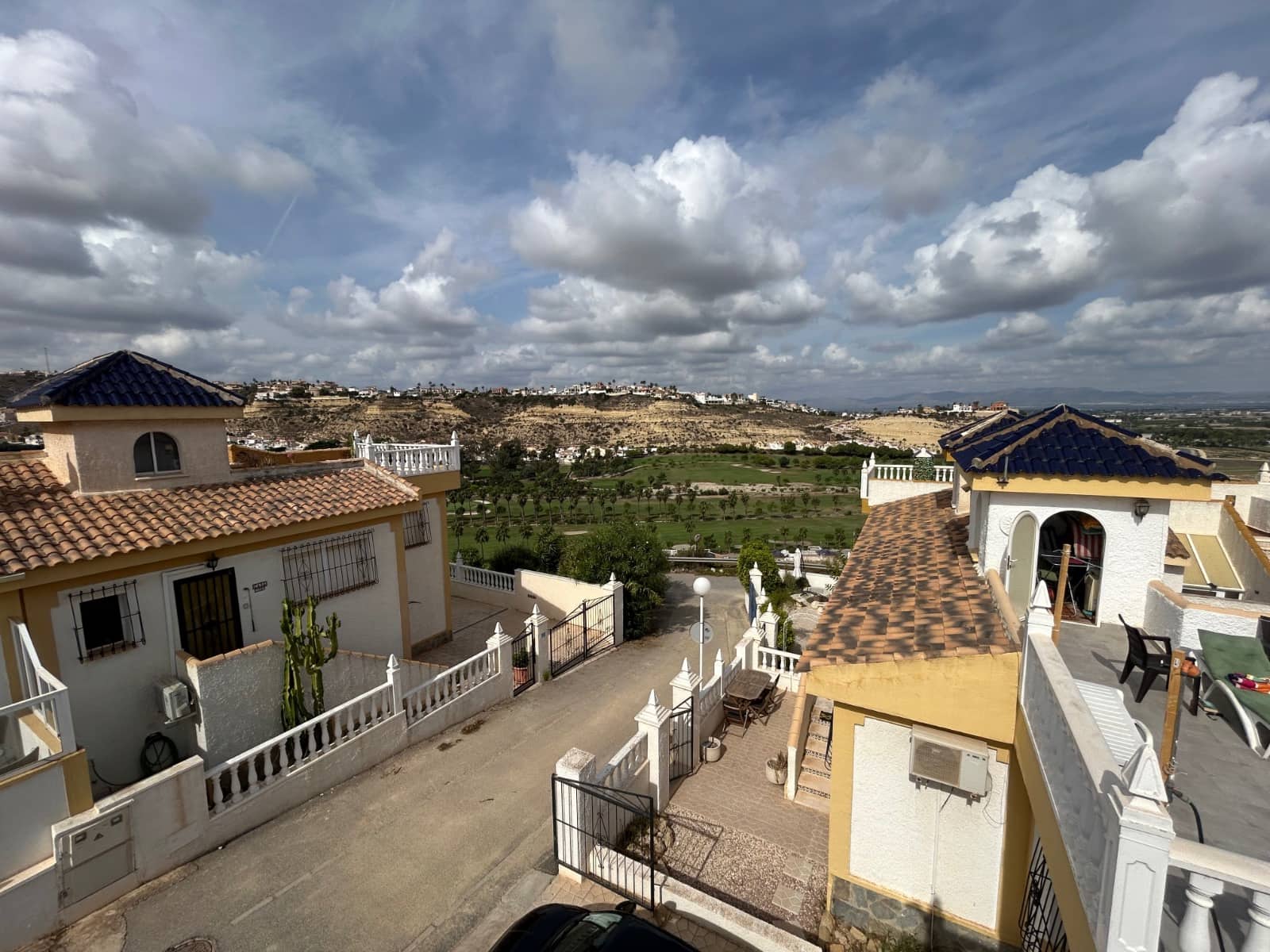 2 Zimmer Doppelhaus zu verkaufen in La Marquesa mit Pool Garage - 209.950 € (Ref: 10113327)