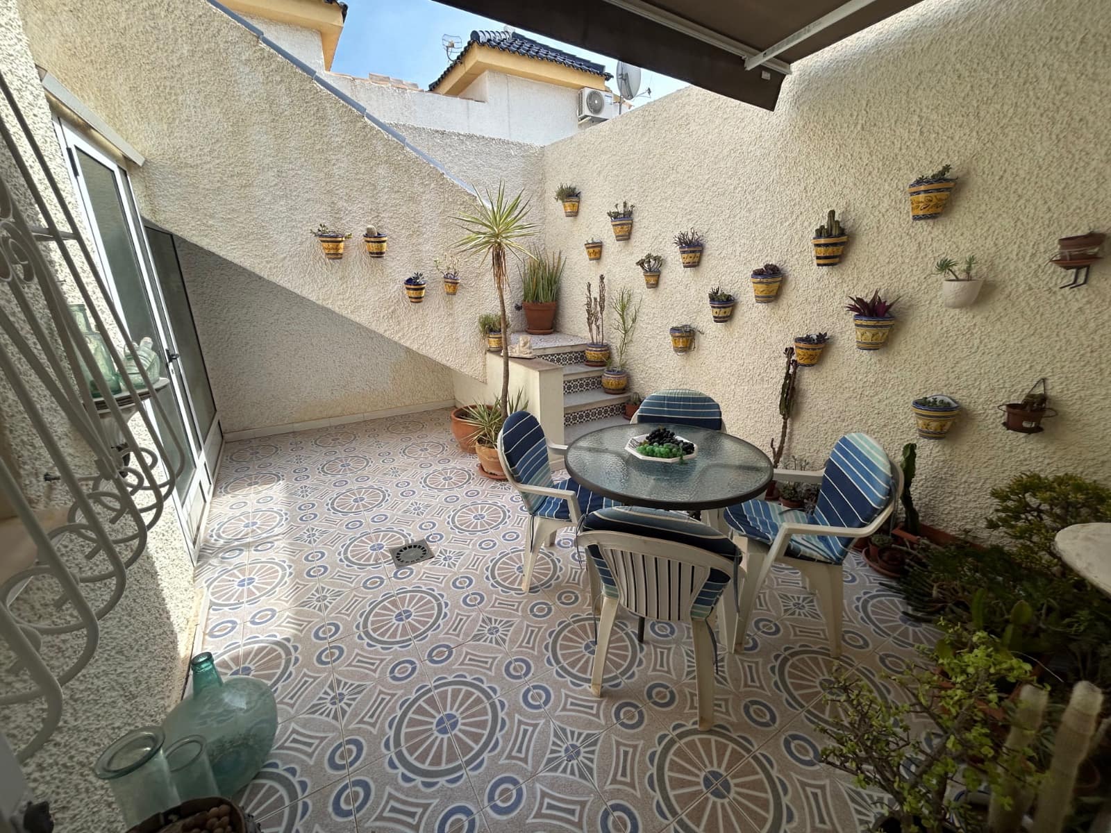 2 Zimmer Doppelhaus zu verkaufen in La Marquesa mit Pool Garage - 209.950 € (Ref: 10113327)