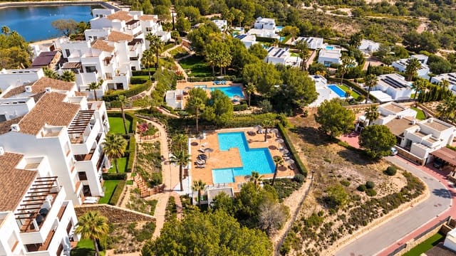 2 bedroom Apartment for sale in Las Colinas Golf, Orihuela with pool garage - € 275,000 (Ref: 10115505)