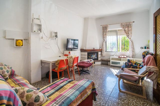 Casa de 4 habitaciones en Redován en venta con garaje - 225.000 € (Ref: 10115512)