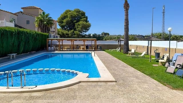 3 sovrum Villa till salu i Montebello, La Nucia med pool garage - 225 000 € (Ref: 10116034)