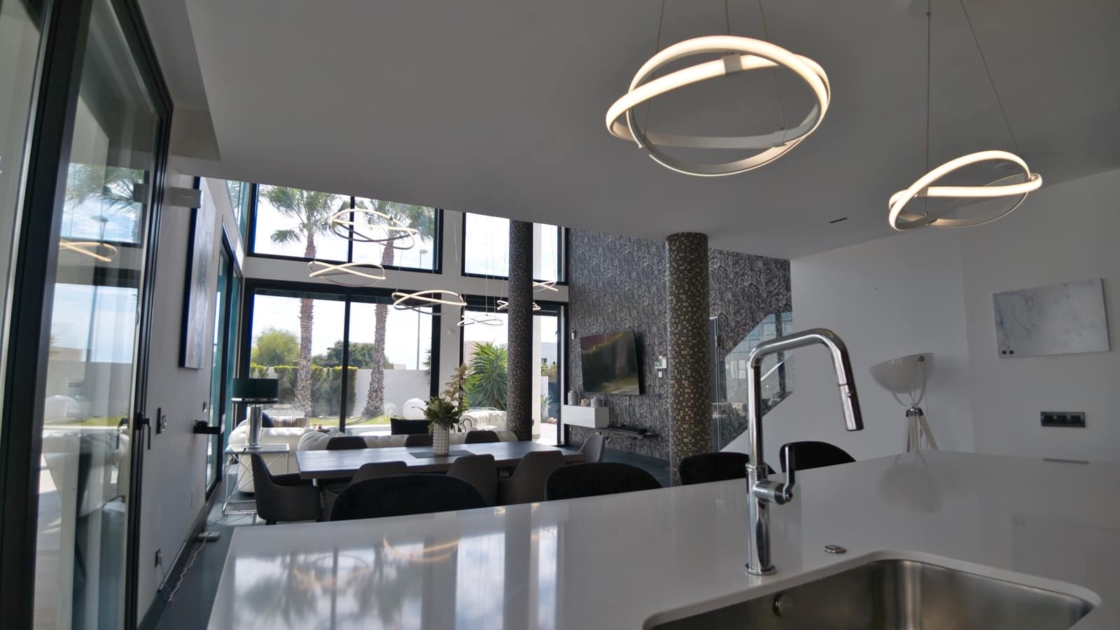 4 camera da letto Villa in vendita in Pueblo Bravo con piscina garage - 1.149.000 € (Rif: 10118139)