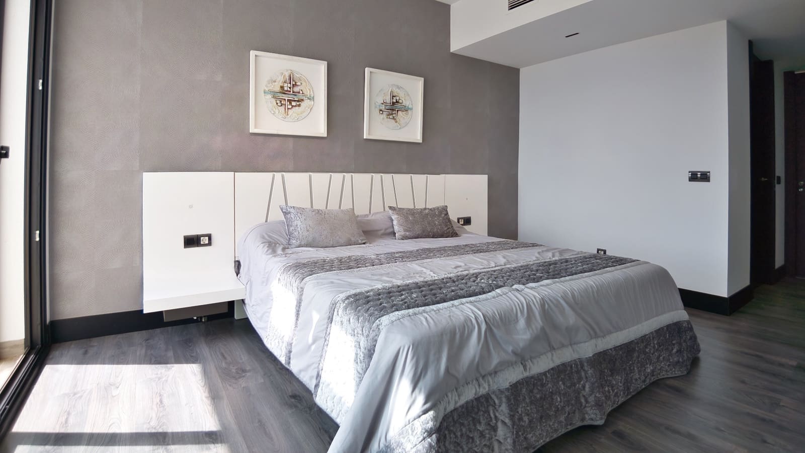 4 camera da letto Villa in vendita in Pueblo Bravo con piscina garage - 1.149.000 € (Rif: 10118139)