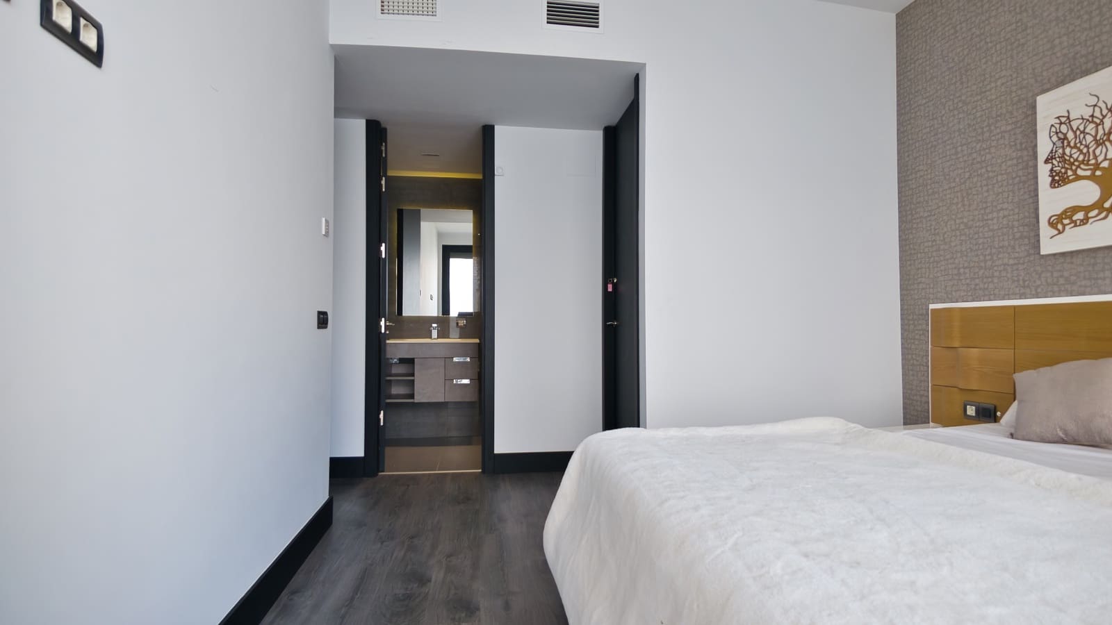 4 camera da letto Villa in vendita in Pueblo Bravo con piscina garage - 1.149.000 € (Rif: 10118139)