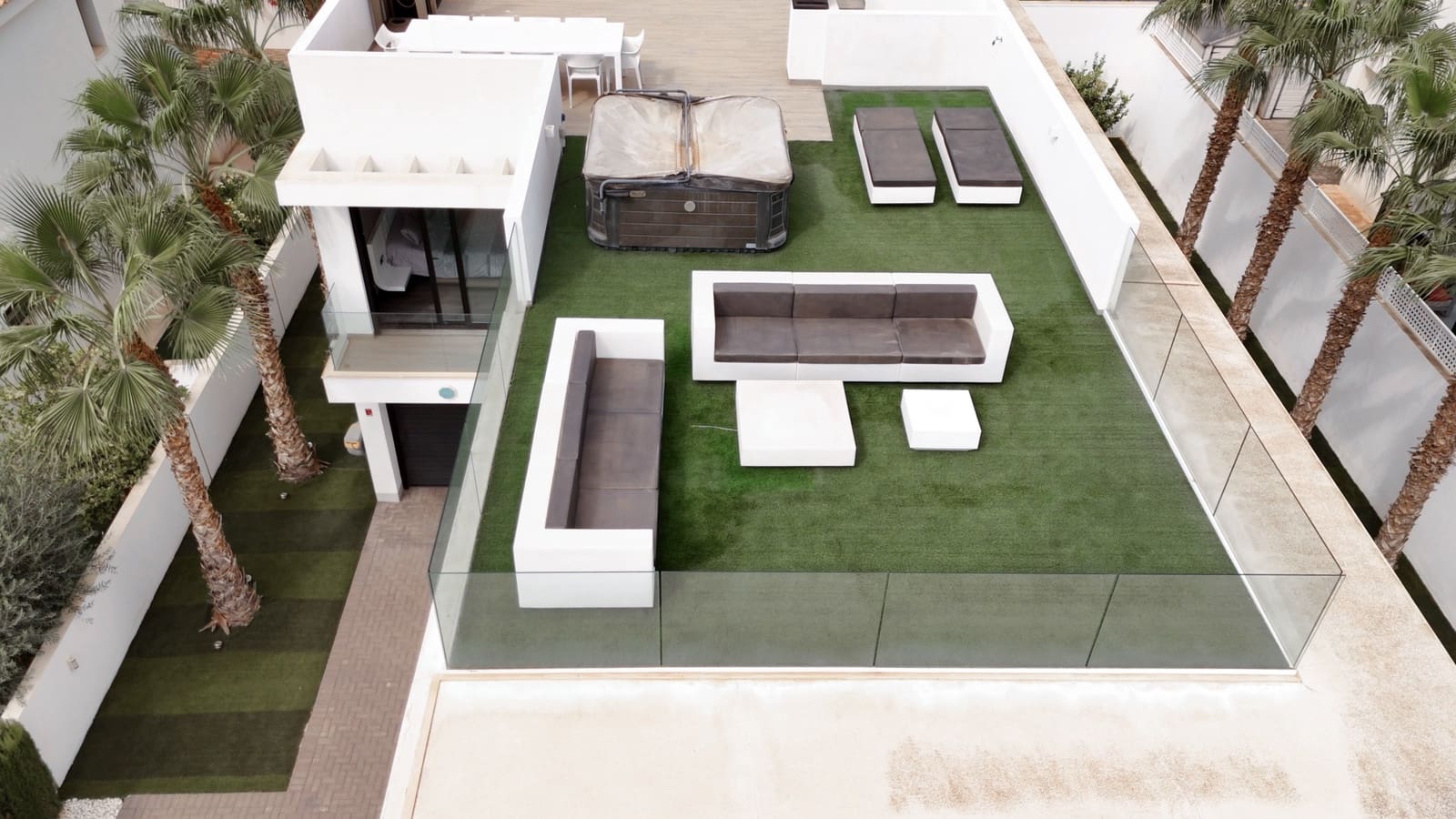 4 camera da letto Villa in vendita in Pueblo Bravo con piscina garage - 1.149.000 € (Rif: 10118139)