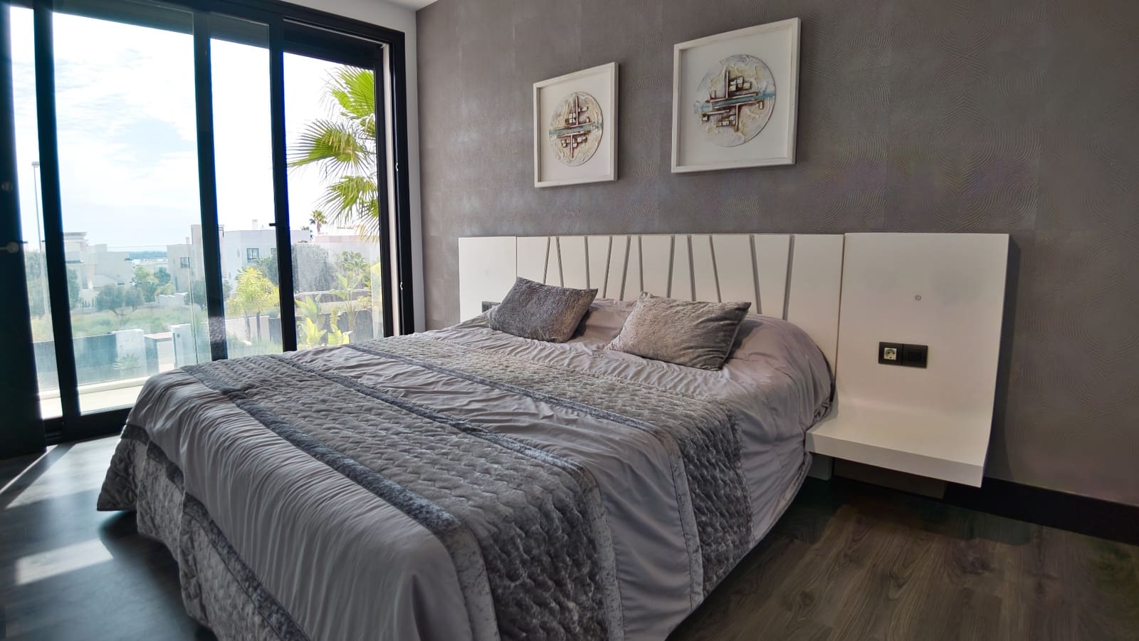 4 camera da letto Villa in vendita in Pueblo Bravo con piscina garage - 1.149.000 € (Rif: 10118139)