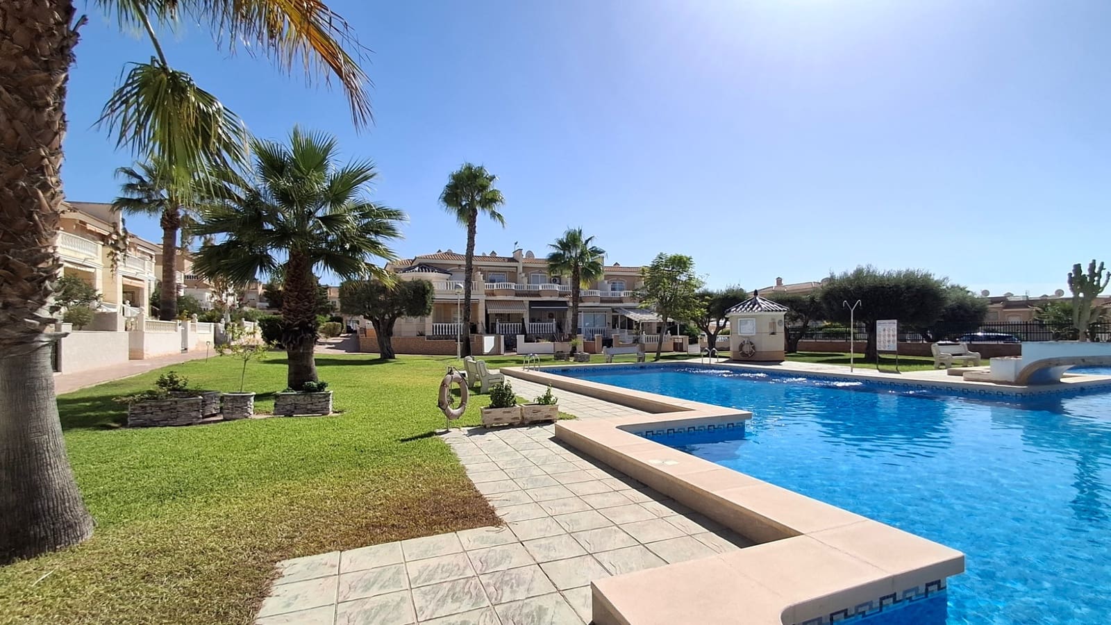3 camera da letto Casa in vendita in Dona Pepa con piscina - 245.000 € (Rif: 10120572)