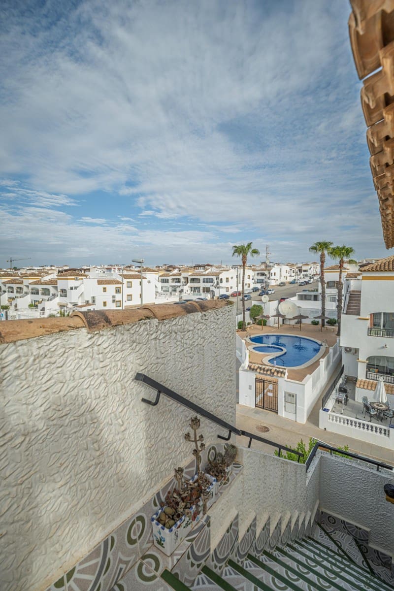 2 Zimmer Apartment zu verkaufen in Vistabella mit Pool - 139.900 € (Ref: 10127676)