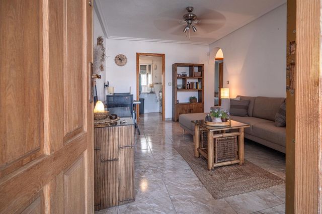 2 soveværelse Lejlighed til salg i Vistabella, Orihuela med swimmingpool - € 139.900 (Ref: 10127676)