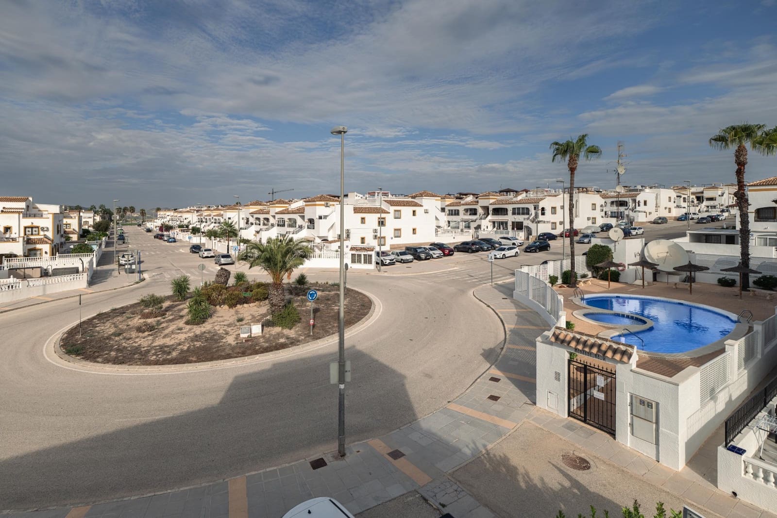 2 Zimmer Apartment zu verkaufen in Vistabella mit Pool - 139.900 € (Ref: 10127676)
