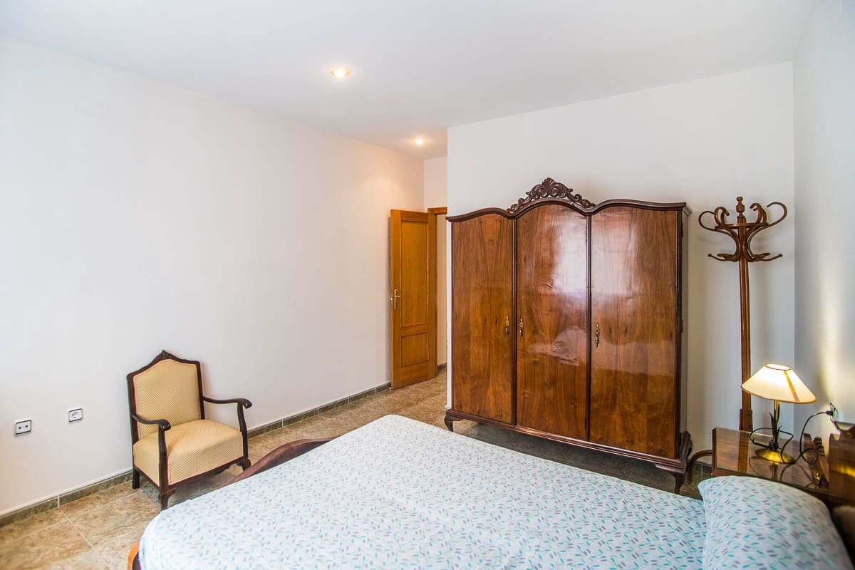 7 sypialnia Willa na sprzedaż w La Matanza z basenem garażem - 590 000 € (Ref: 10127677)