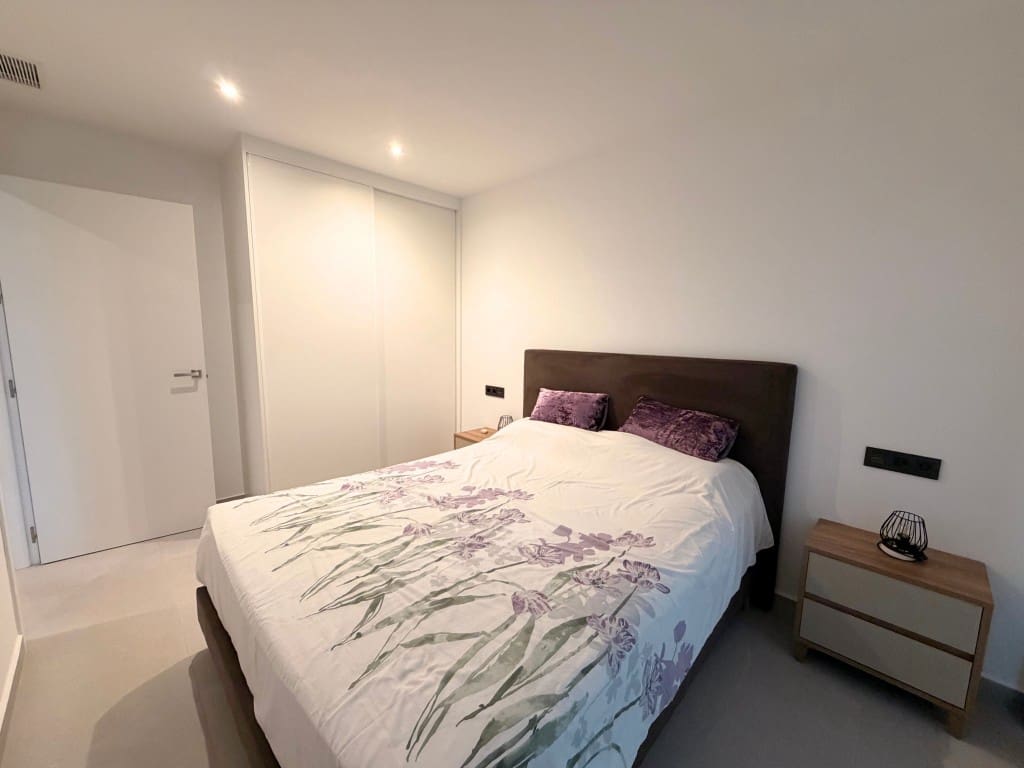 2 soverom Leilighet til salgs i Lo Crispin med svømmebasseng - € 215 000 (Ref: 10131320)