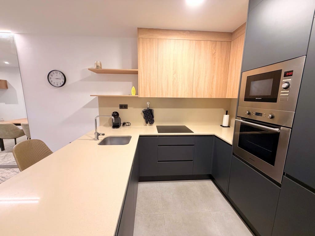 2 soverom Leilighet til salgs i Lo Crispin med svømmebasseng - € 215 000 (Ref: 10131320)