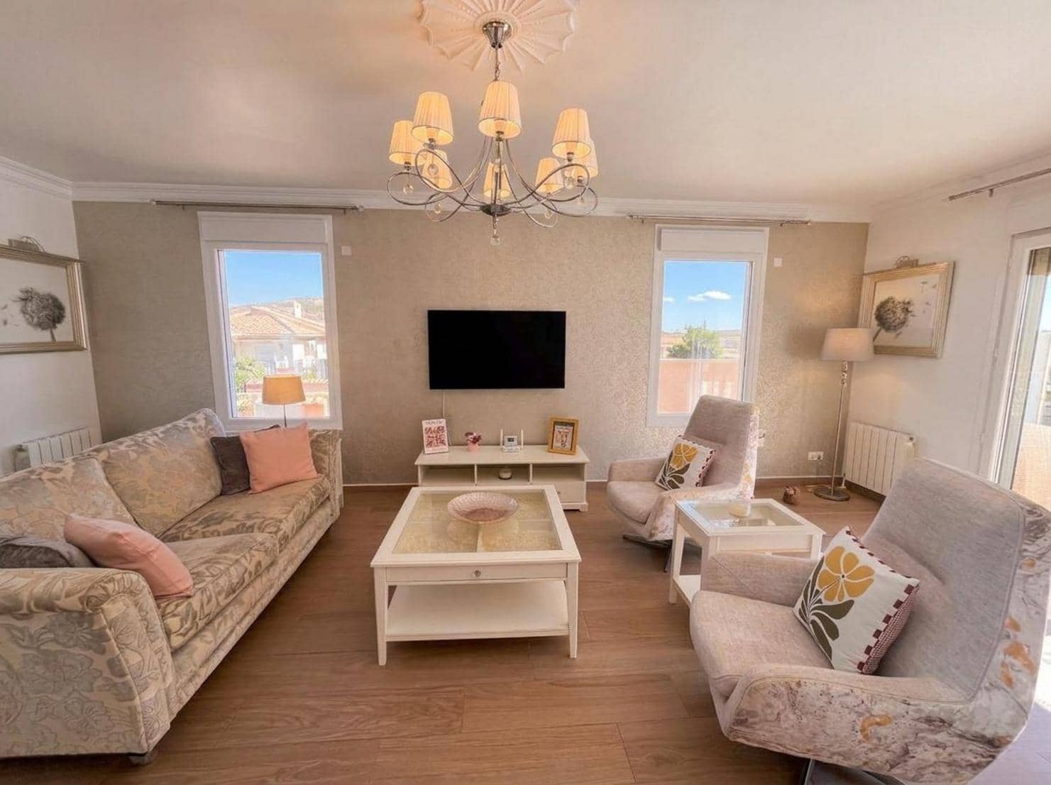 3 slaapkamer Villa te koop in Ciudad Quesada met zwembad garage - € 525.000 (Ref: 10146370)