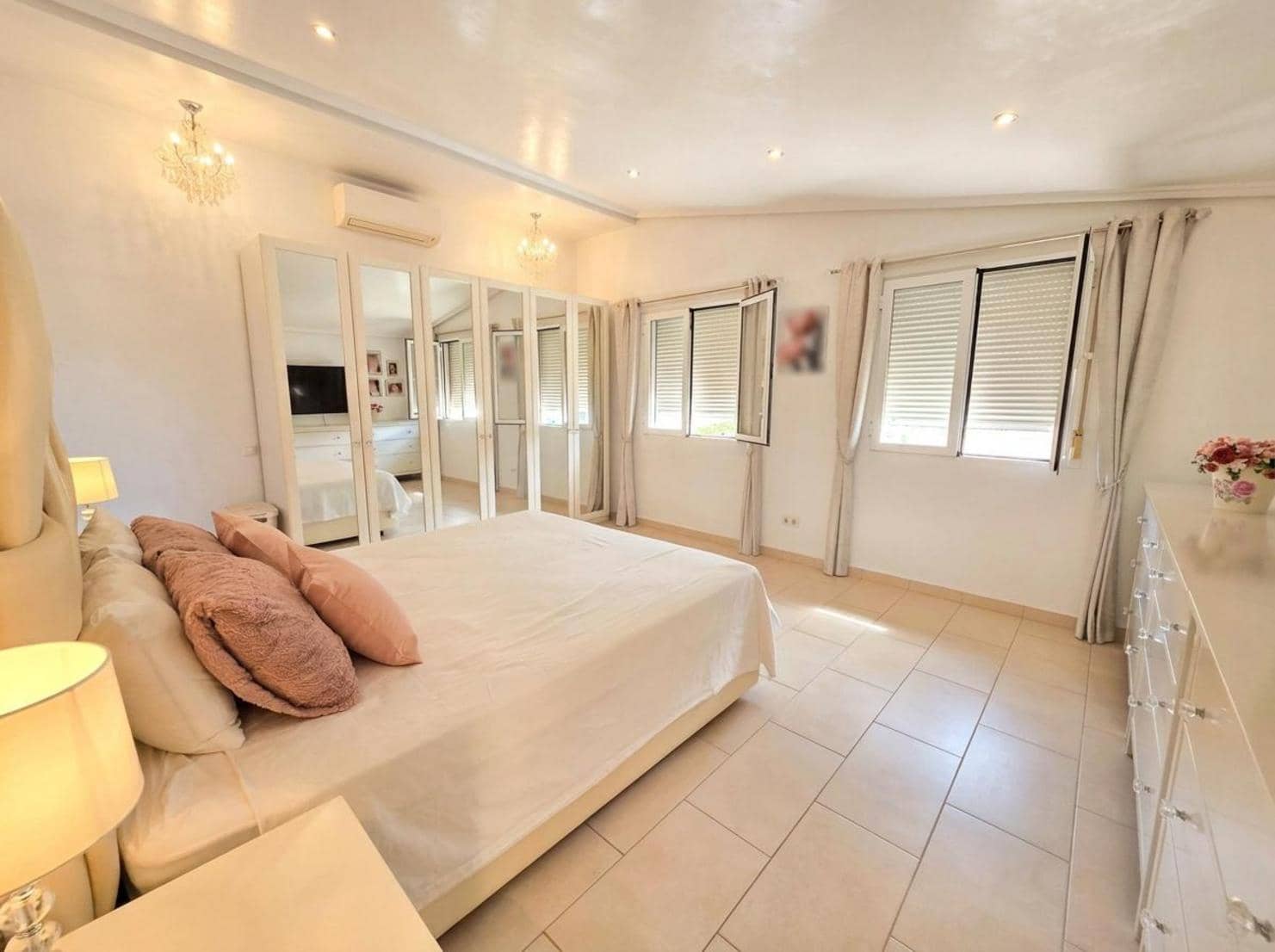 3 slaapkamer Villa te koop in Ciudad Quesada met zwembad garage - € 525.000 (Ref: 10146370)