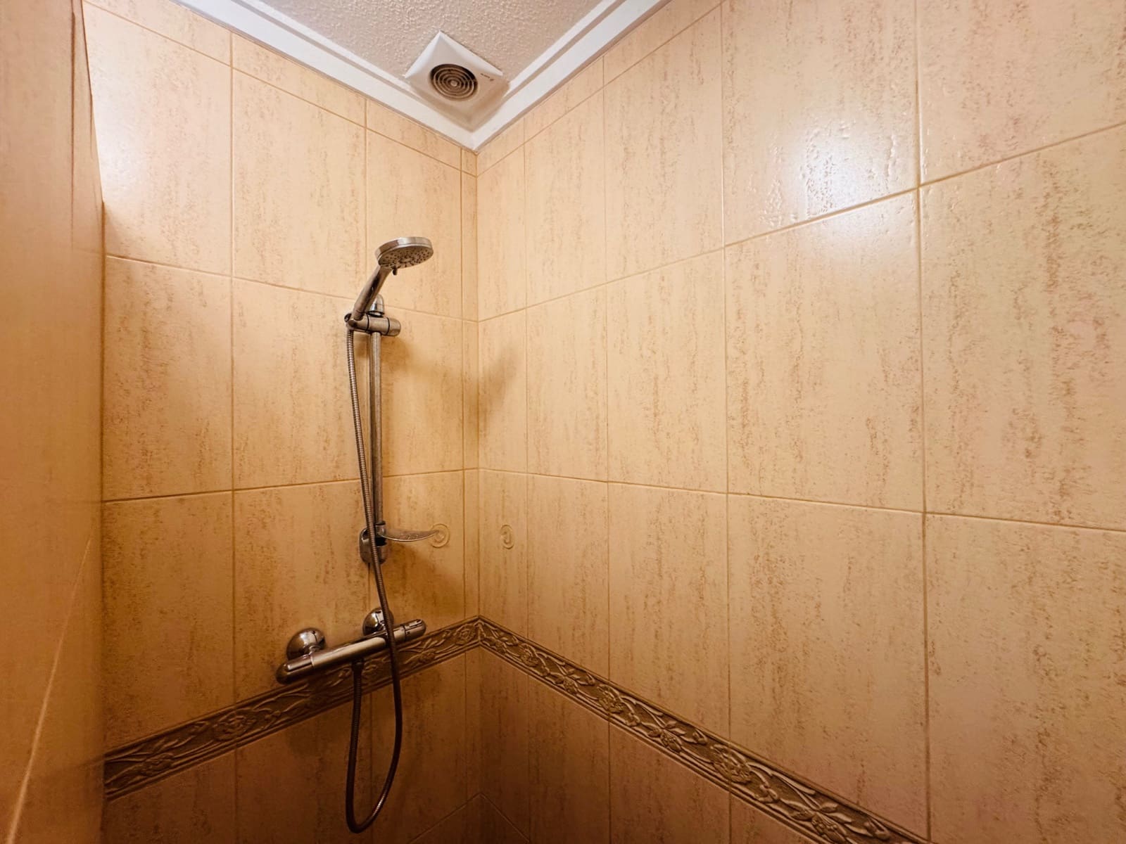 1 bedroom Apartment for sale in Pueblo Bravo with pool - € 125,000 (Ref: 10153984)