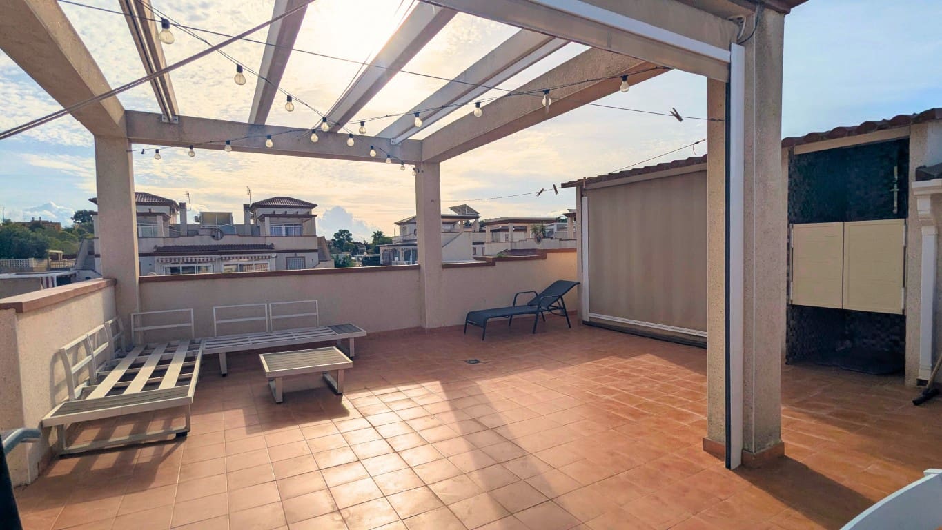 2 soveværelse Semi-Rækkehus til salg i San Fulgencio med swimmingpool - € 189.000 (Ref: 10159176)