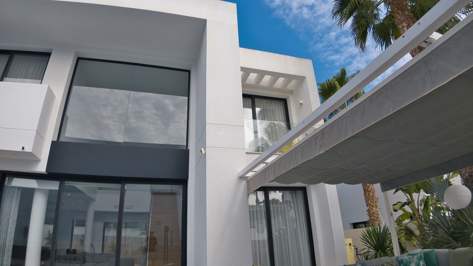 3 quarto Moradia para venda em Pueblo Bravo com piscina garagem - 749 950 € (Ref: 10160300)