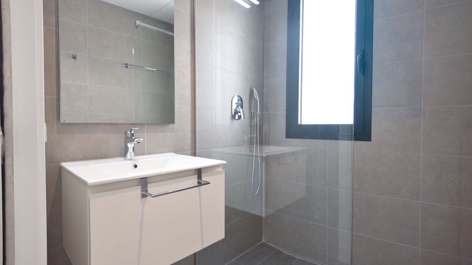 3 quarto Moradia para venda em Pueblo Bravo com piscina garagem - 749 950 € (Ref: 10160300)