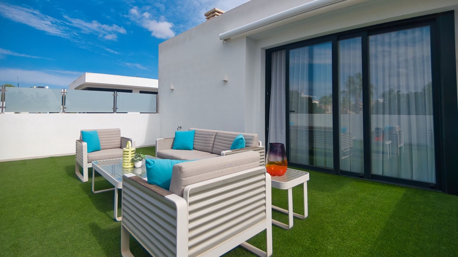 3 quarto Moradia para venda em Pueblo Bravo com piscina garagem - 749 950 € (Ref: 10160300)
