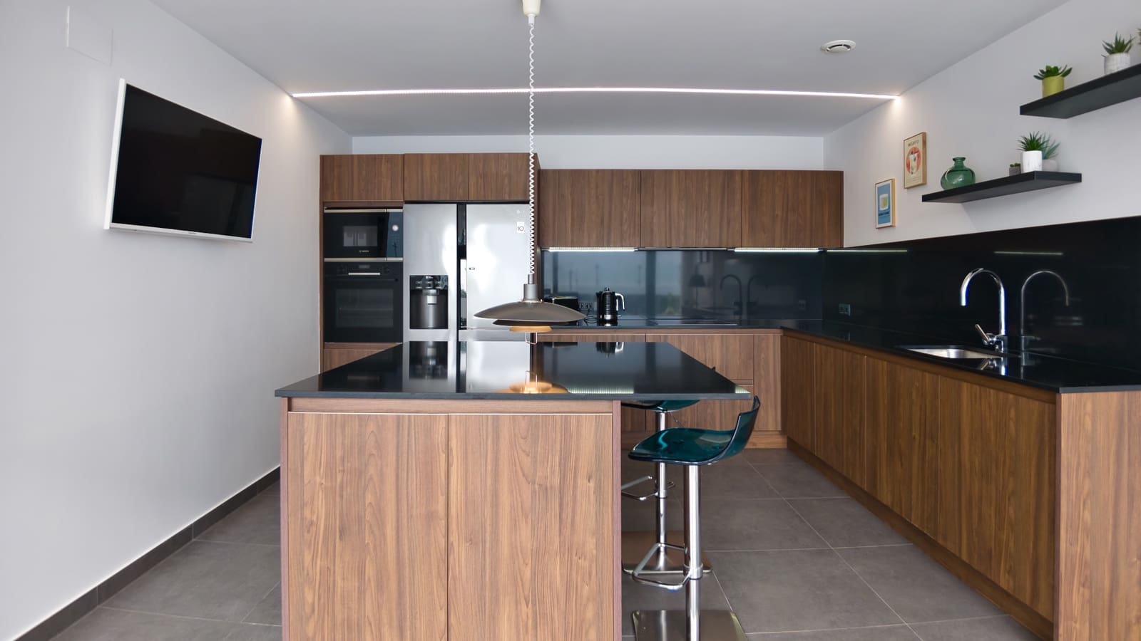 3 quarto Moradia para venda em Pueblo Bravo com piscina garagem - 749 950 € (Ref: 10160300)