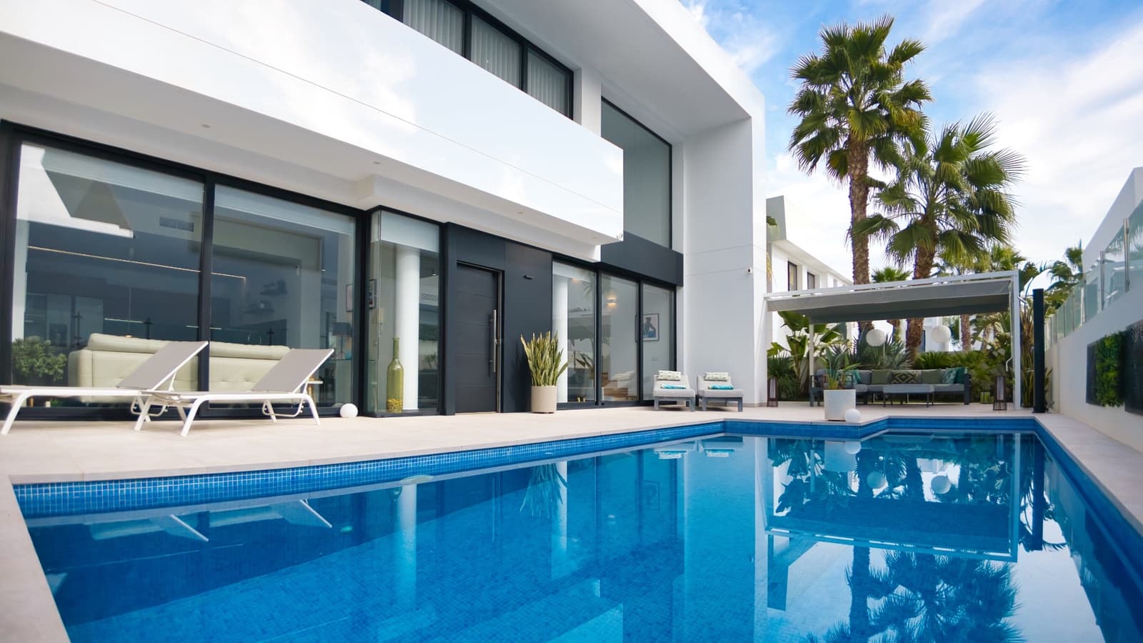 3 quarto Moradia para venda em Pueblo Bravo com piscina garagem - 749 950 € (Ref: 10160300)