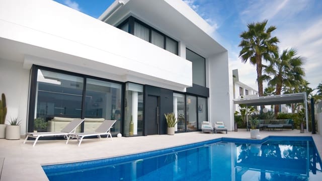 3 quarto Moradia para venda em Pueblo Bravo, Rojales com piscina garagem - 749 950 € (Ref: 10160300)