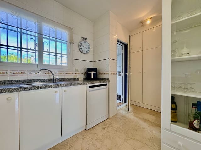 2 soverom Hus til salgs i Villamartin, Orihuela med svømmebasseng - € 290 000 (Ref: 10161119)