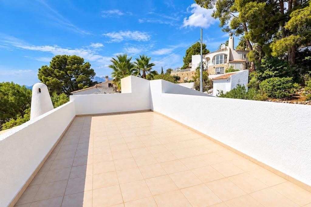 3 soverom Villa til salgs i Altea la Vella med svømmebasseng garasje - € 1 150 000 (Ref: 10162113)