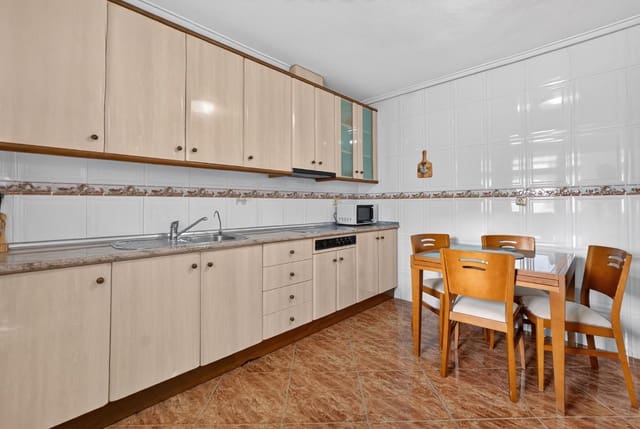 3 soverom Leilighet til salgs i Puerto Deportivo, Torrevieja - € 189 000 (Ref: 10162895)