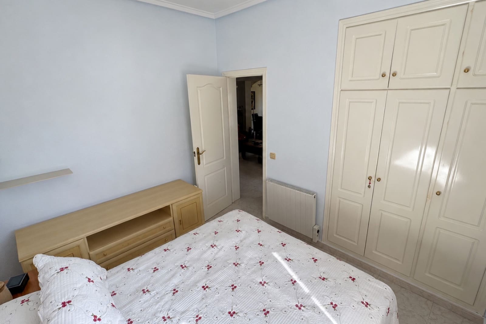2 bedroom Villa for sale in Pueblo Bravo with pool garage - € 360,000 (Ref: 10163255)